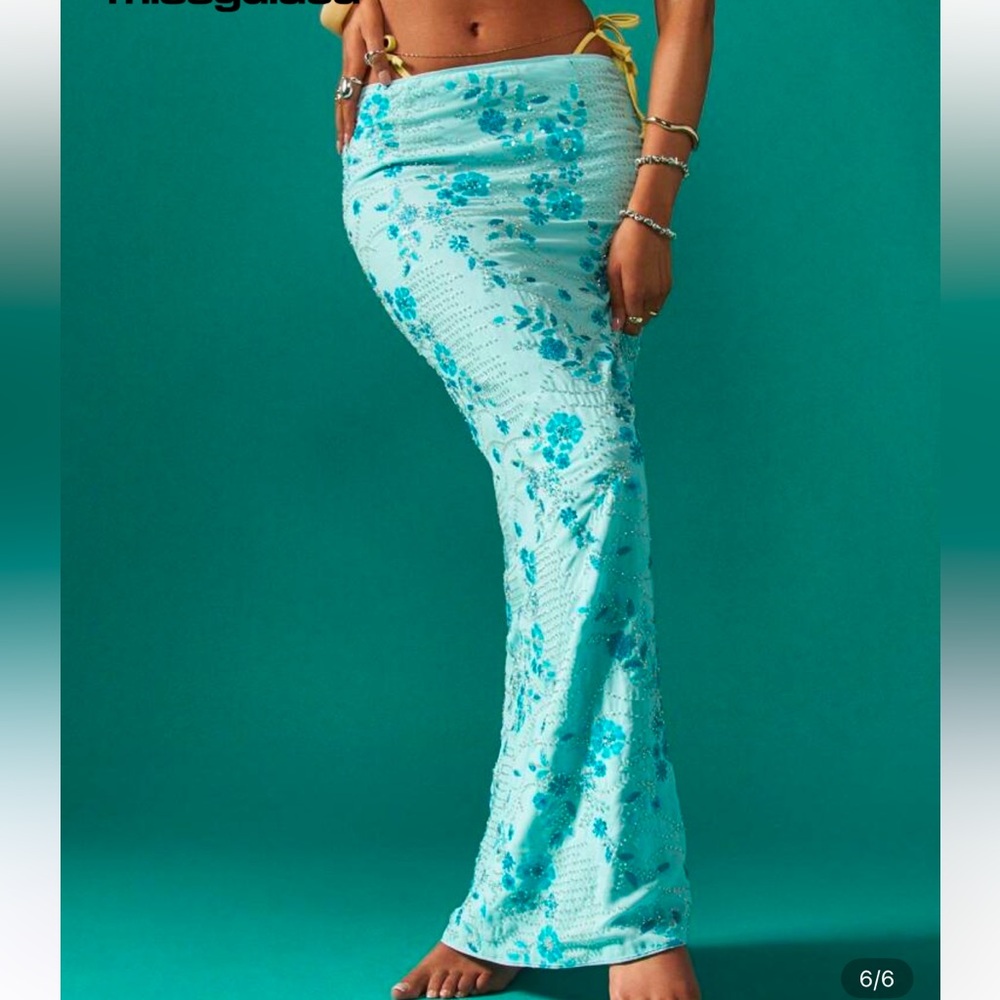 Missguided Blue Floral Maxi Skirt